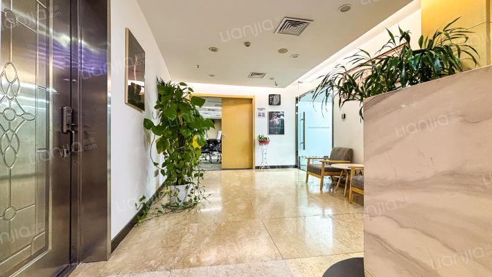 新世界中心二手房实景图