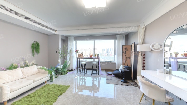 融创宸阅和鸣二手房实景图