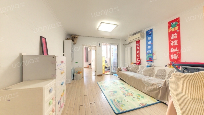 怡海花园富泽园二手房实景图