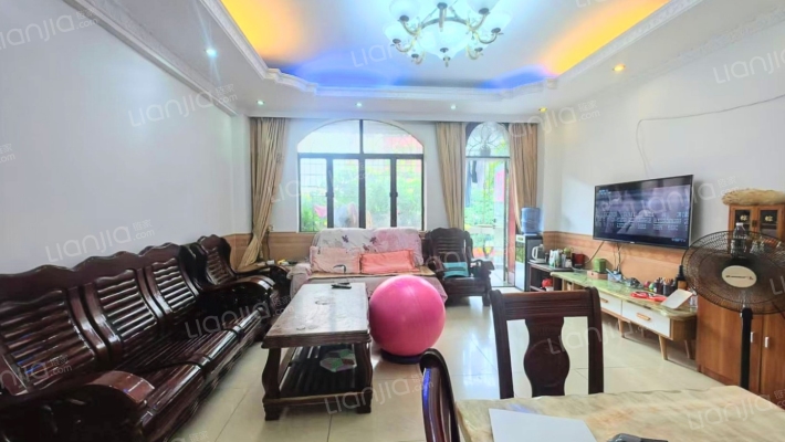 银河楼二手房实景图