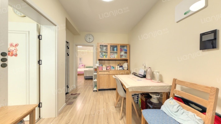 地兴居二手房实景图