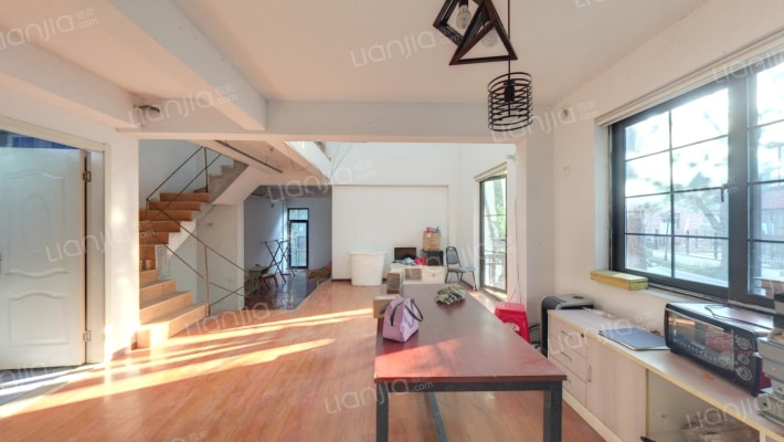 君地上郡二手房实景图