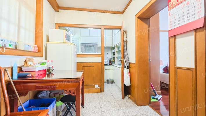 东方路3721弄二手房实景图