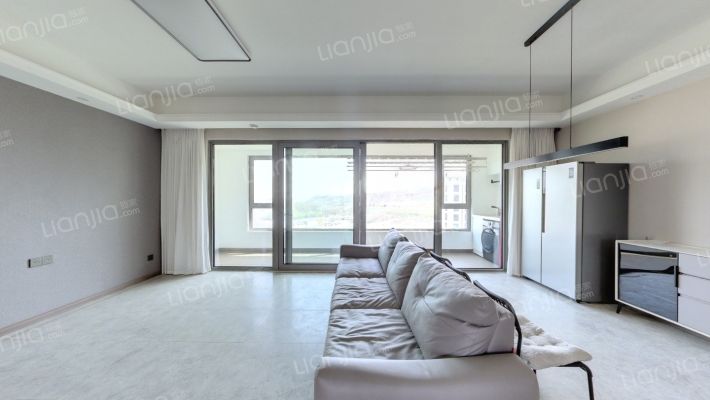 万科·雁鸣湖二手房实景图