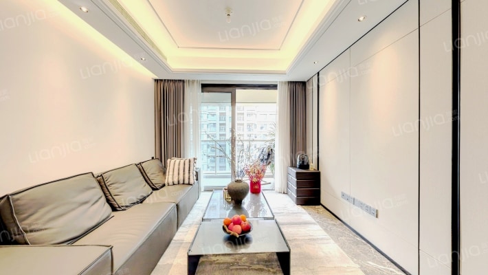 香港置地衿湖翠林云峯二期二手房实景图