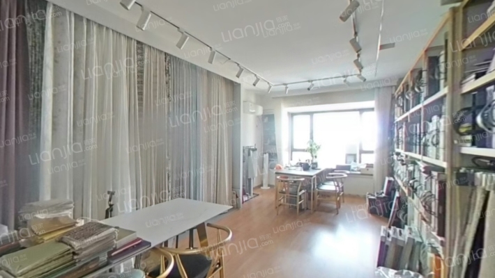 大明宫中央广场二手房实景图