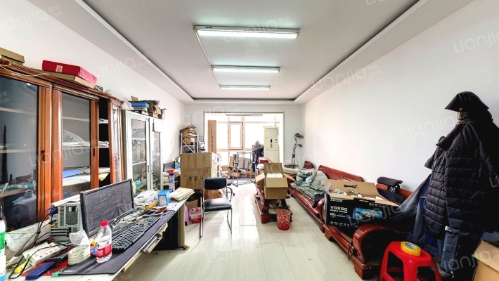 万众家园二手房实景图