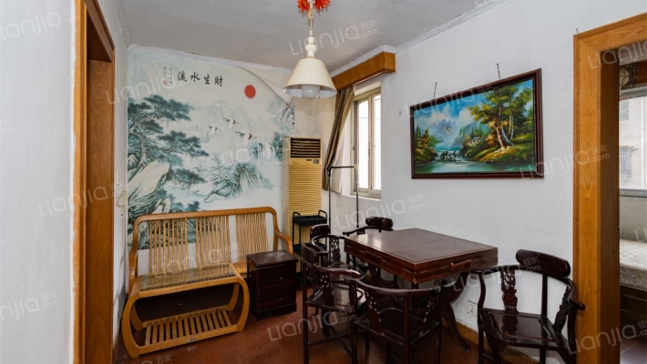 齐八小区二手房实景图