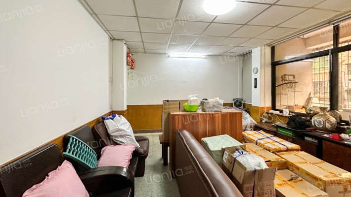 银行疗养院宿舍二手房实景图