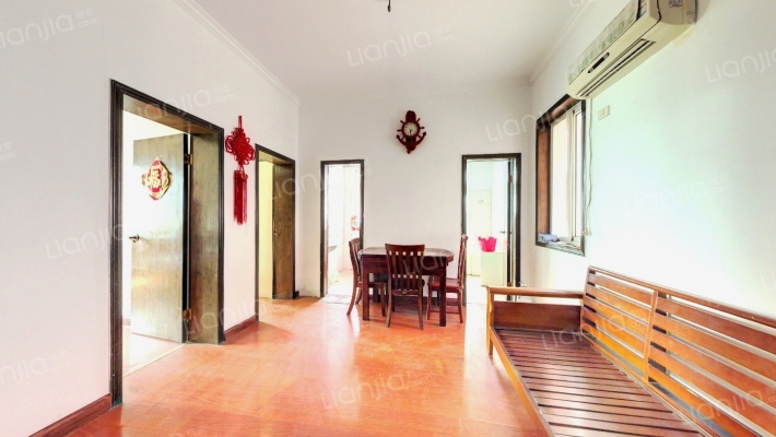 简易社区二手房实景图