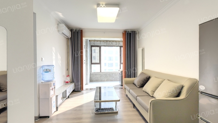 绿地滨湖国际八区二手房实景图