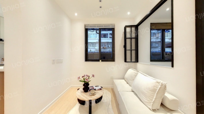 场中路803弄二手房实景图