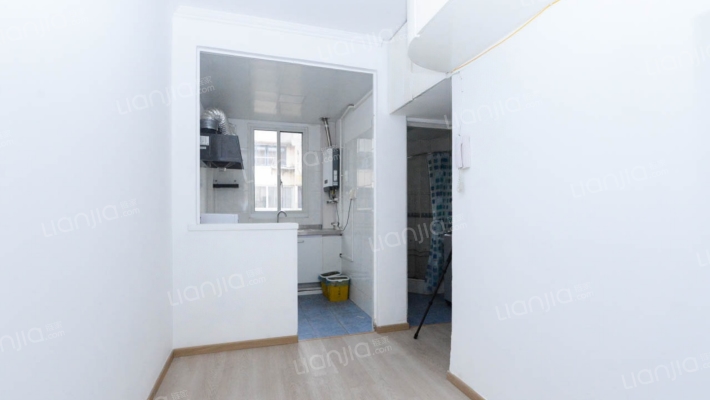 巨杨小区二手房实景图