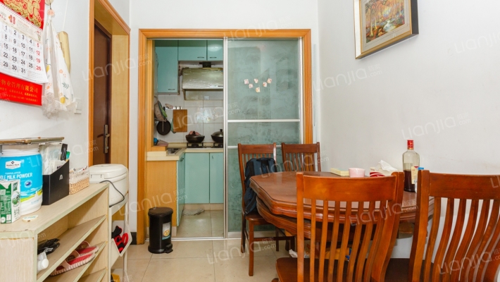 高东新村二手房实景图