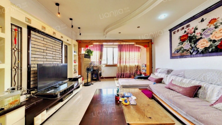 金山路158号二手房实景图