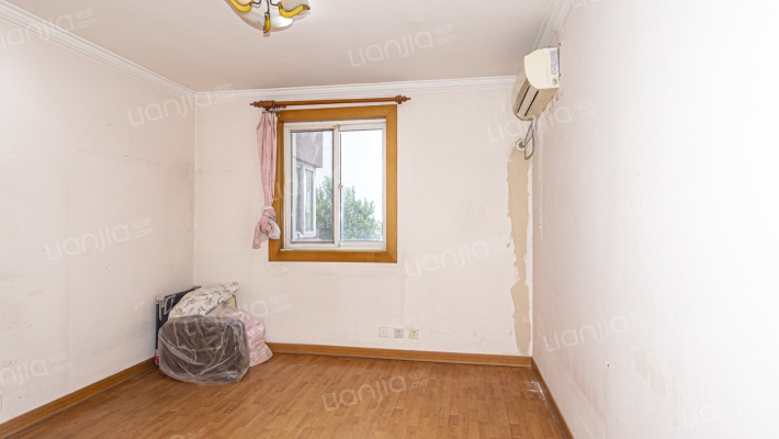 石油公寓二手房实景图