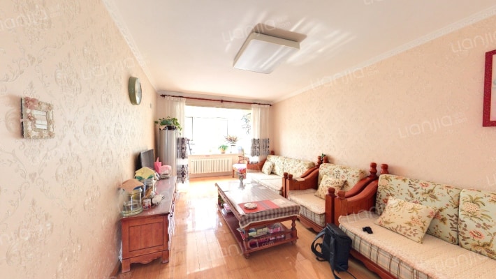 长大西区家属楼二手房实景图