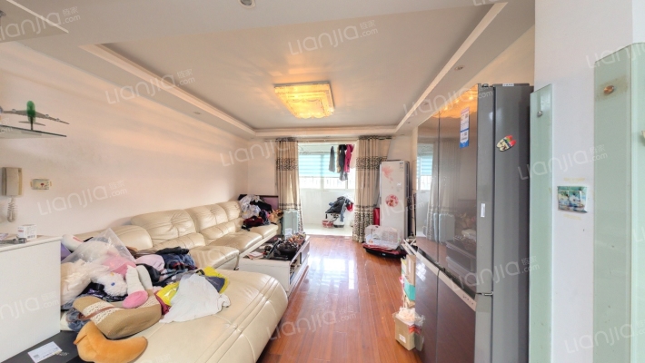 海霞佳苑二手房实景图