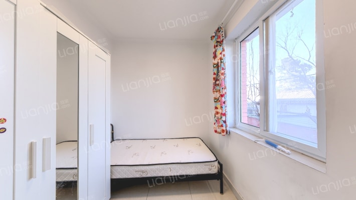 西四北三条二手房实景图