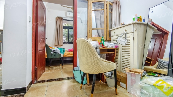 医学院路4号二手房实景图