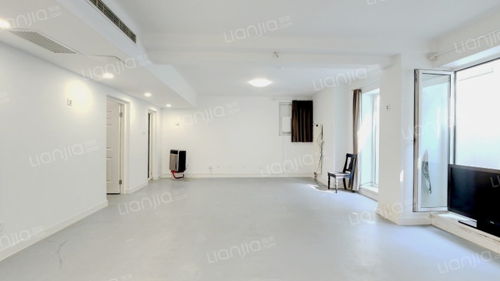 万通龙山新新小镇二手房实景图