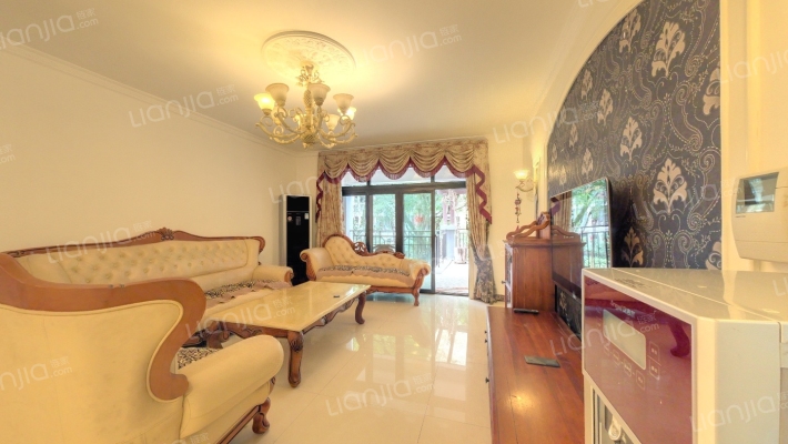 艺锦湾一期二手房实景图