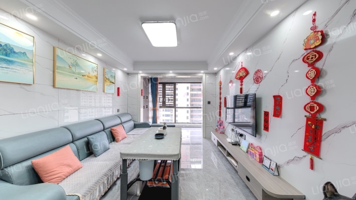 吾悦华府二手房实景图