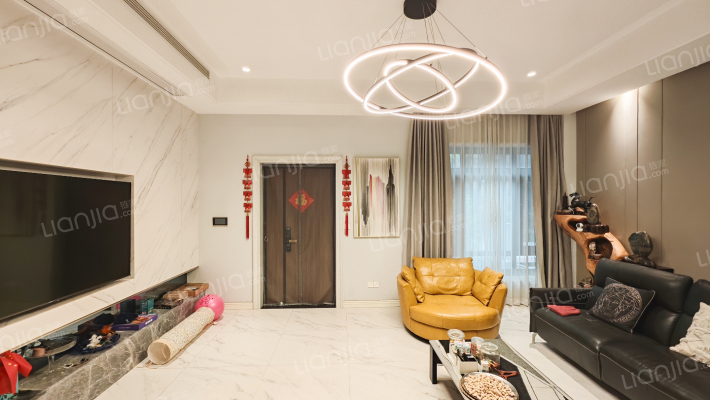 国博台南区二手房实景图