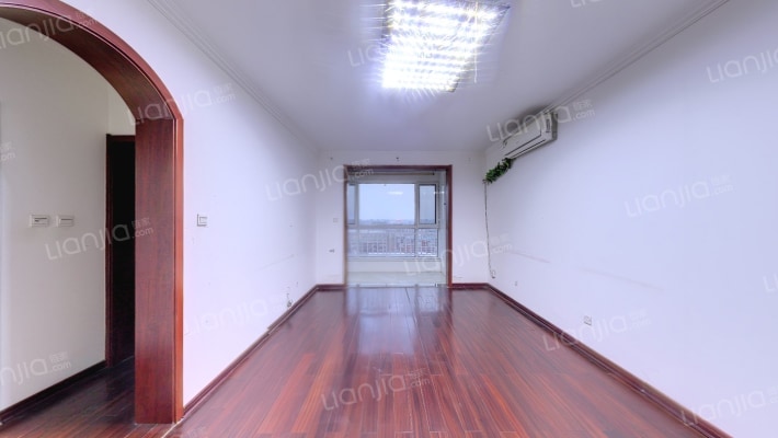 祥云岸芷汀兰二手房实景图