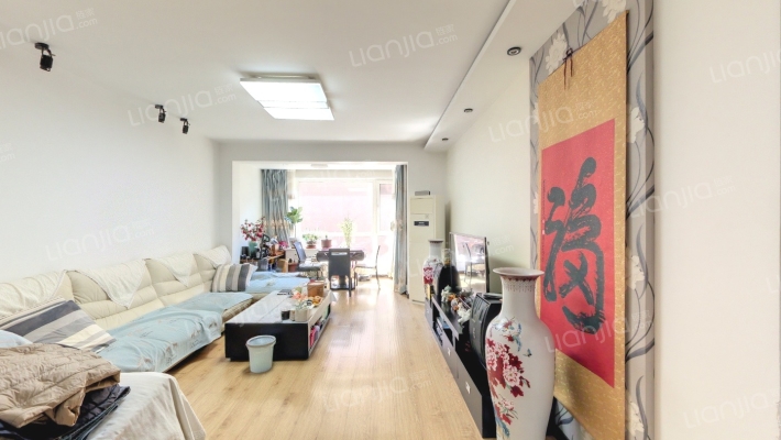 依云北郡C区二手房实景图