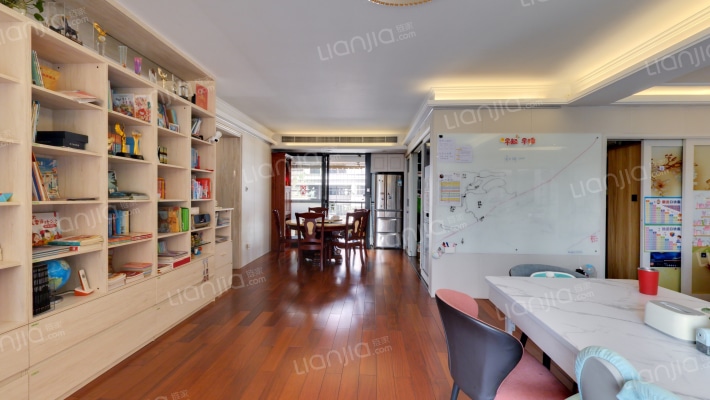 后海公馆二手房实景图