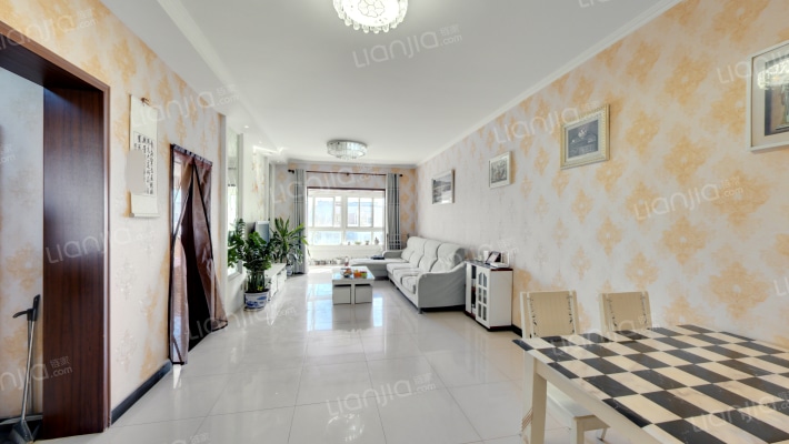 龙锦苑东四区二手房实景图