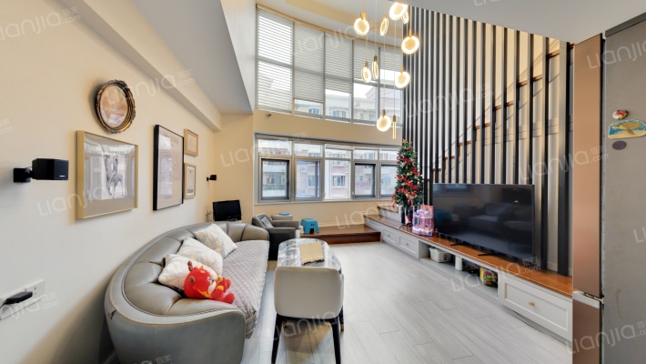 物业时代新居二手房实景图