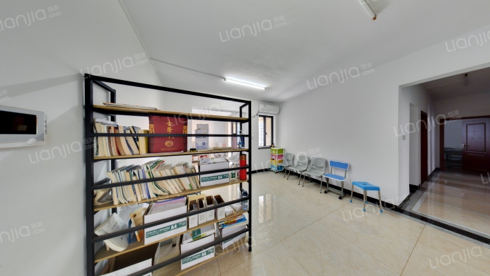 保利中宇花园二手房实景图