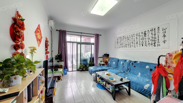 东方蓝海中心二手房实景图