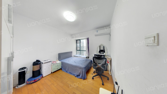 骏皇名居二手房实景图