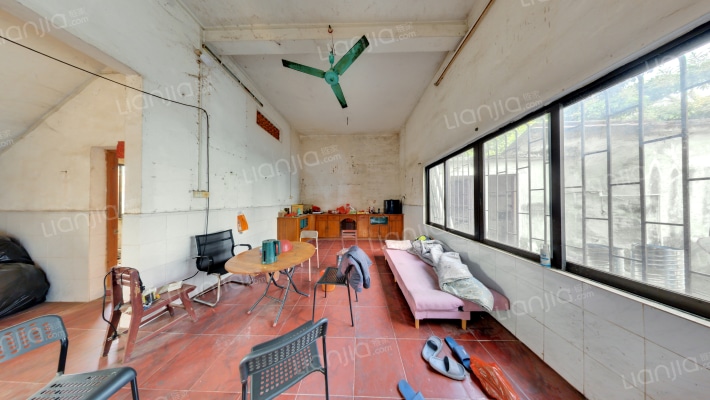 东湖街二手房实景图