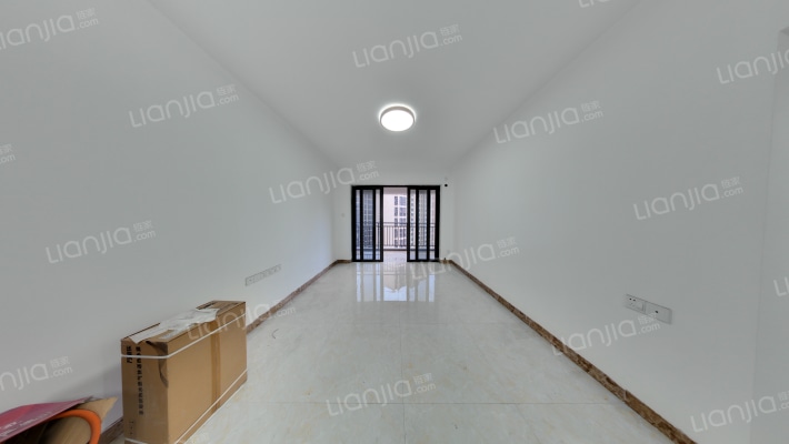 怡翠世嘉花园二手房实景图