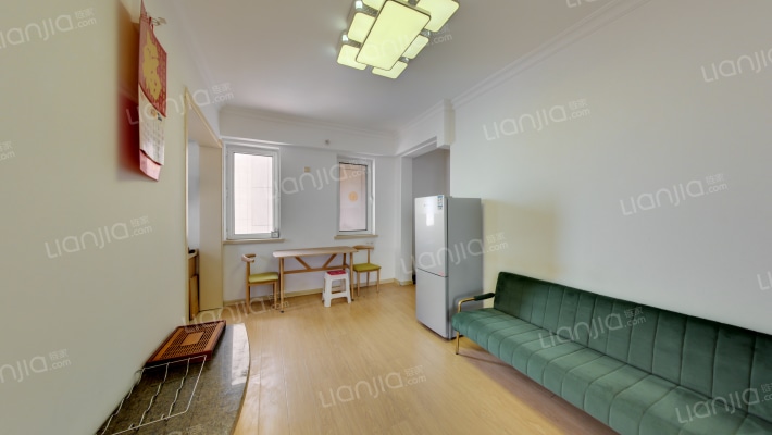 蔚蓝国际二手房实景图