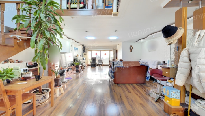 良运花园二手房实景图