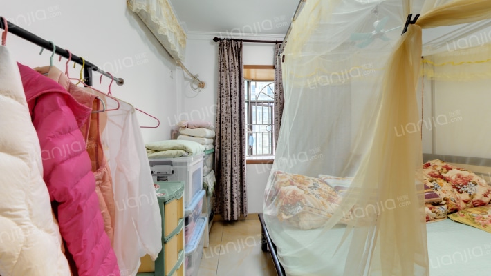 鸿基花园二手房实景图