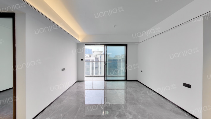 三龙湾保利和颂二手房实景图