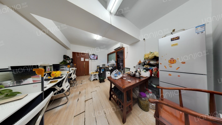 现代之窗二手房实景图