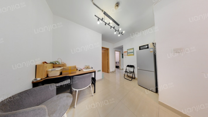 信和爱琴居二手房实景图