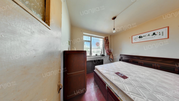 八十中东纬路二手房实景图