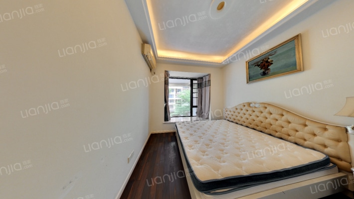 圣莫丽斯花园C区二手房实景图