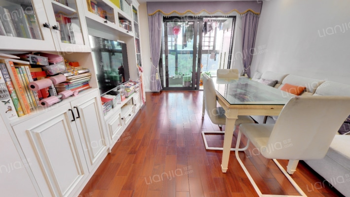 前海东岸二手房实景图