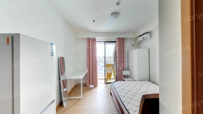 鸿晖康怡名都二手房实景图