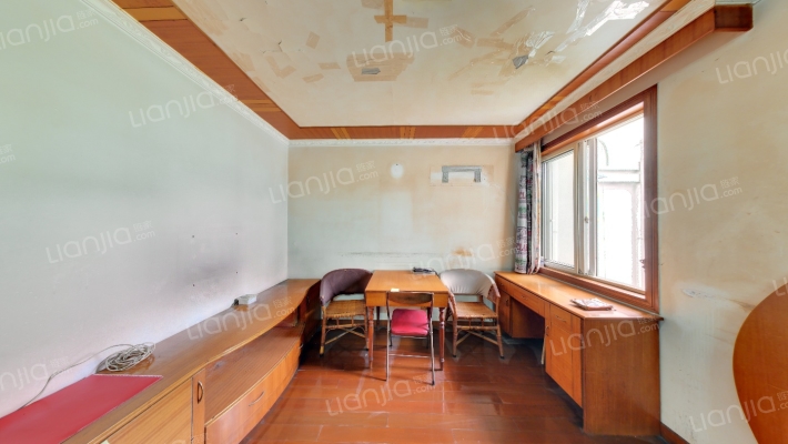 西荡苑桃苑二手房实景图