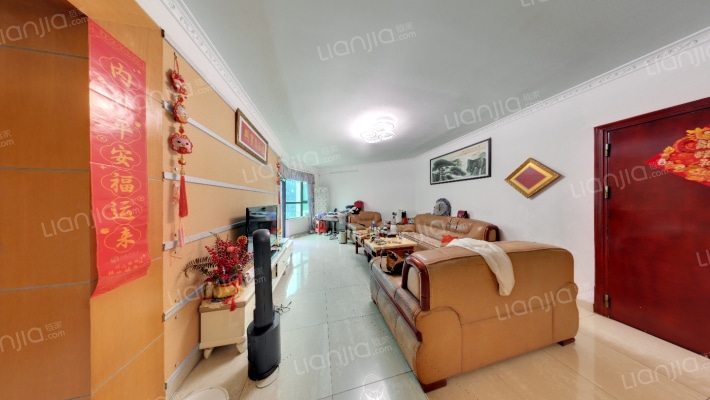 新港鸿花园二手房实景图